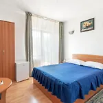 Guest house Casa Din Noua 3*
