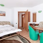 Casa Din Noua 3*