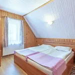 Casa Din Noua 3*