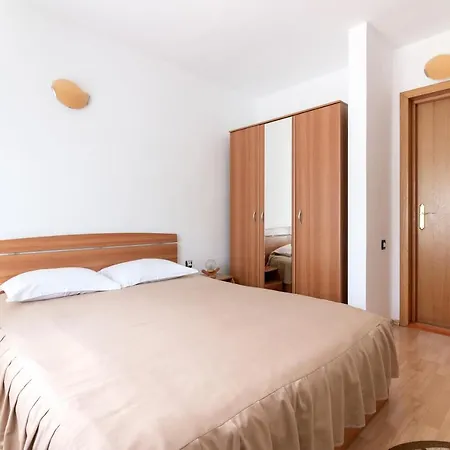 بيت ضيافة Casa Din Noua 3*