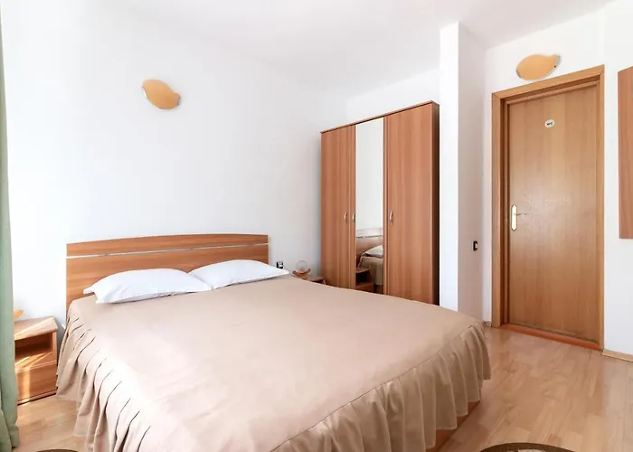 Guest house Casa Din Noua 3*
