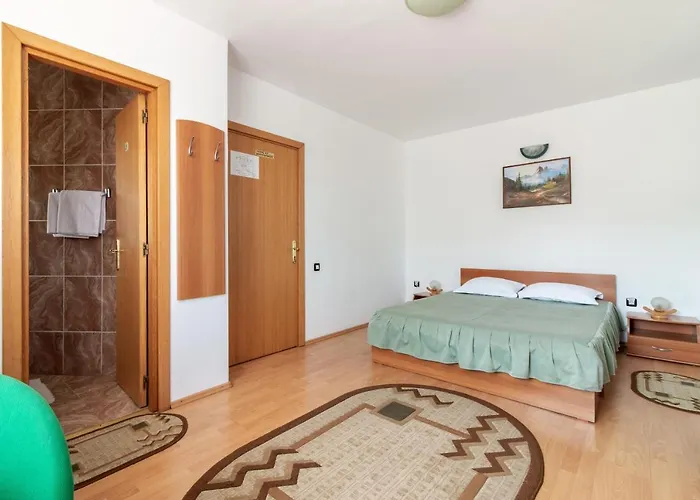 Casa Din Noua بيت ضيافة